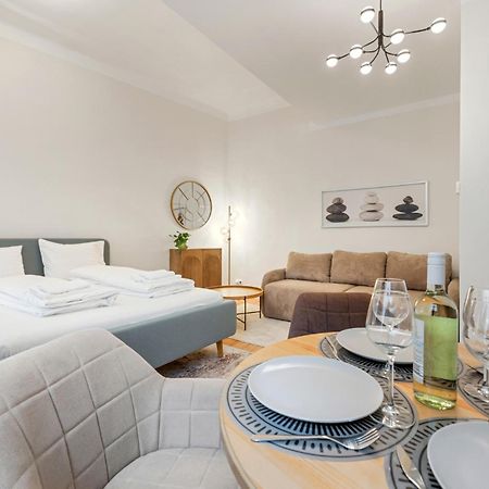 Cozy City Apartment - 15 Min To City-Centre - Contactless 24H Check-In Vienna Esterno foto