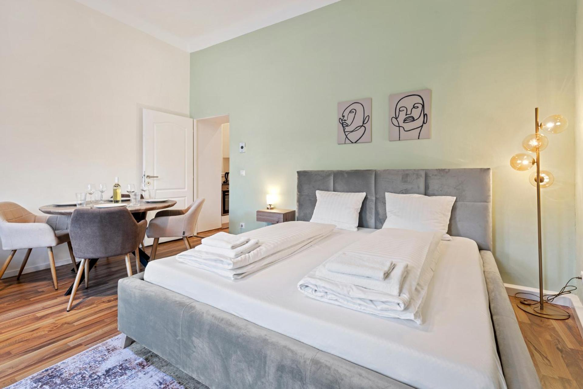 Cozy City Apartment - 15 Min To City-Centre - Contactless 24H Check-In Vienna Esterno foto