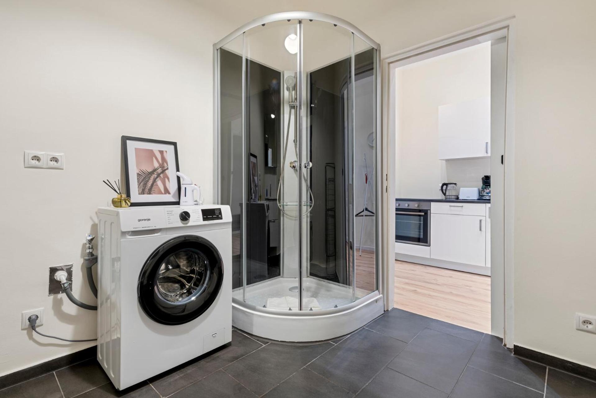 Cozy City Apartment - 15 Min To City-Centre - Contactless 24H Check-In Vienna Esterno foto